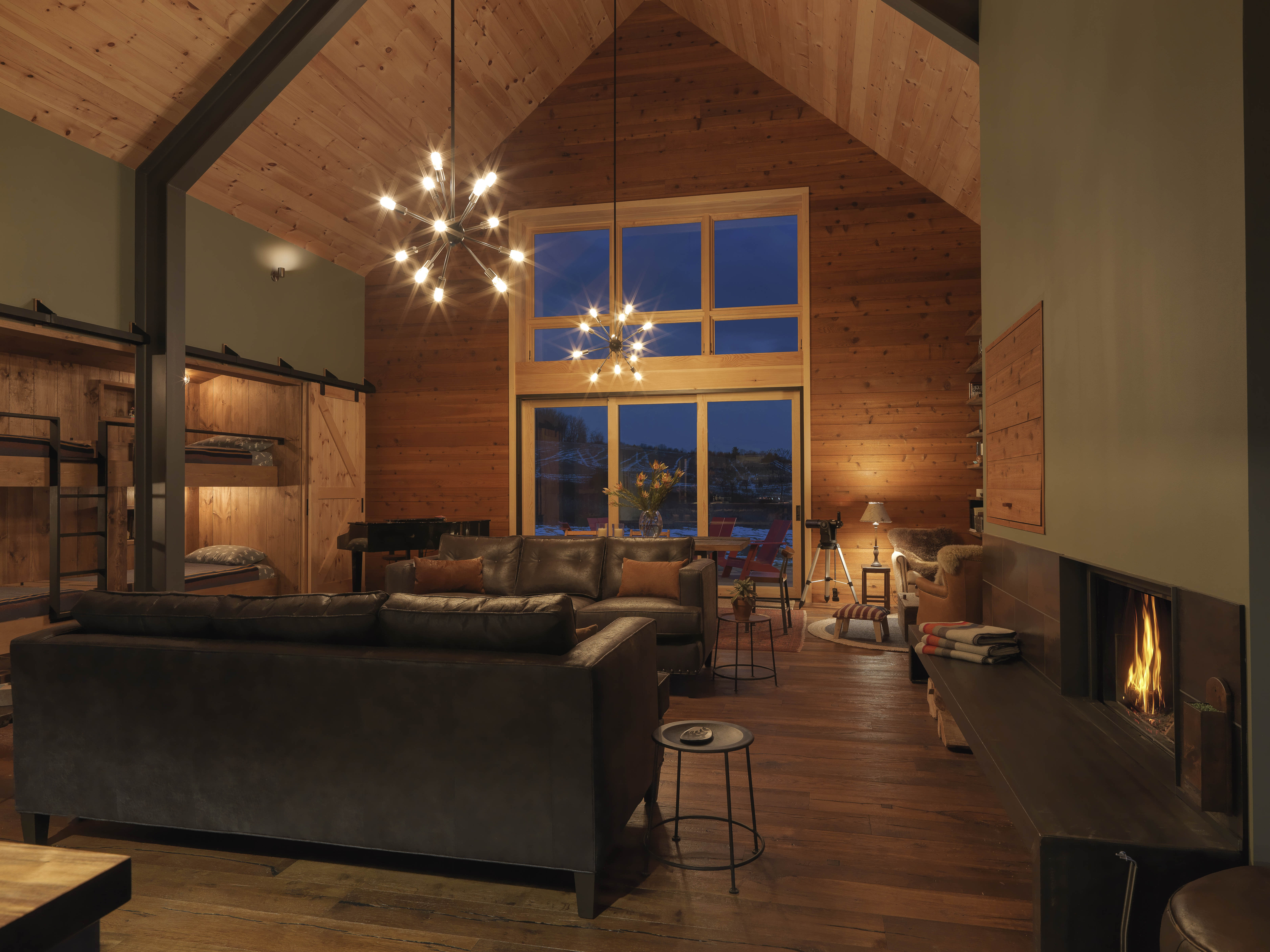 VT Modern Style Barn | Silver Maple Construction