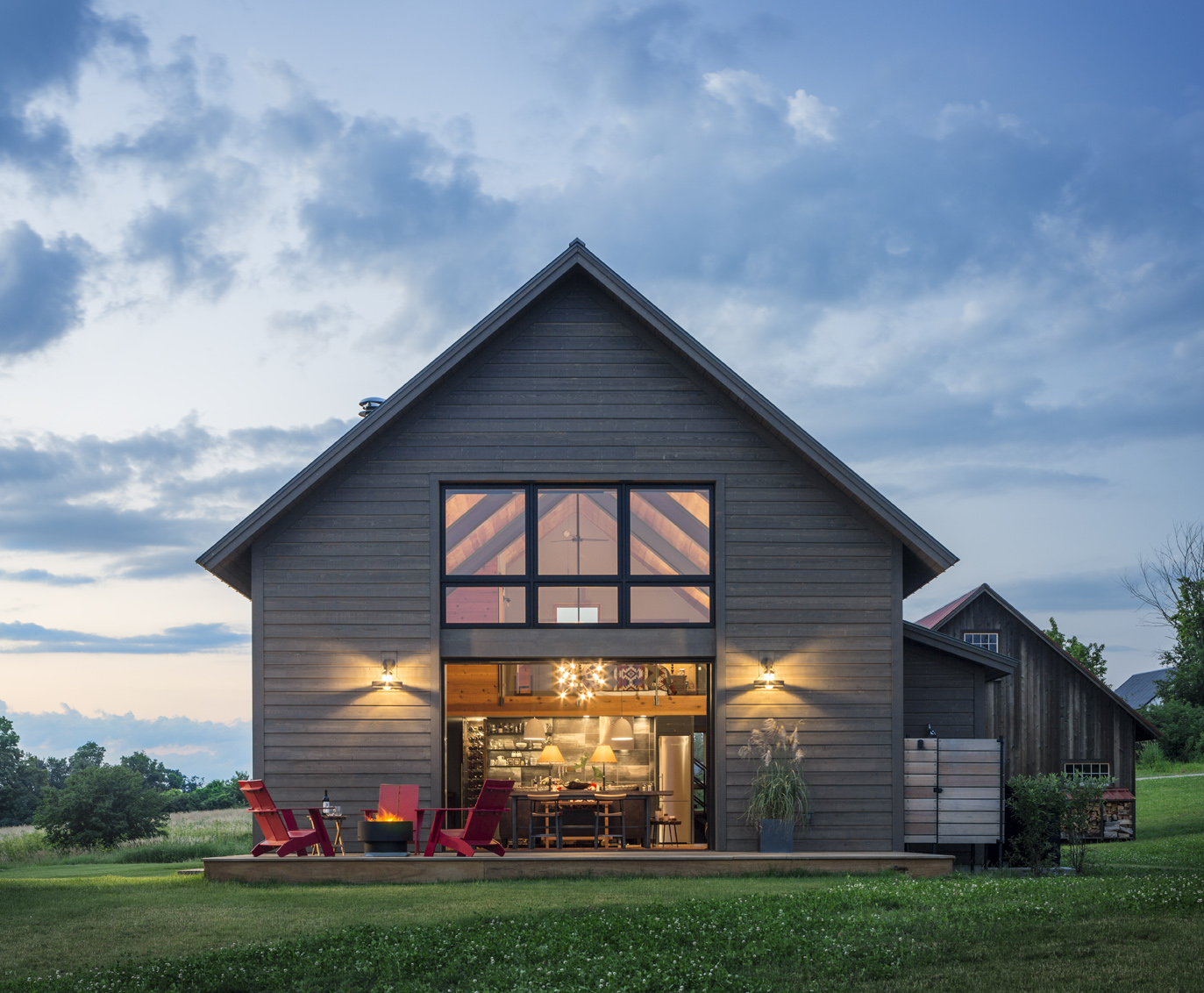 VT Modern Style  Barn  Silver Maple Construction