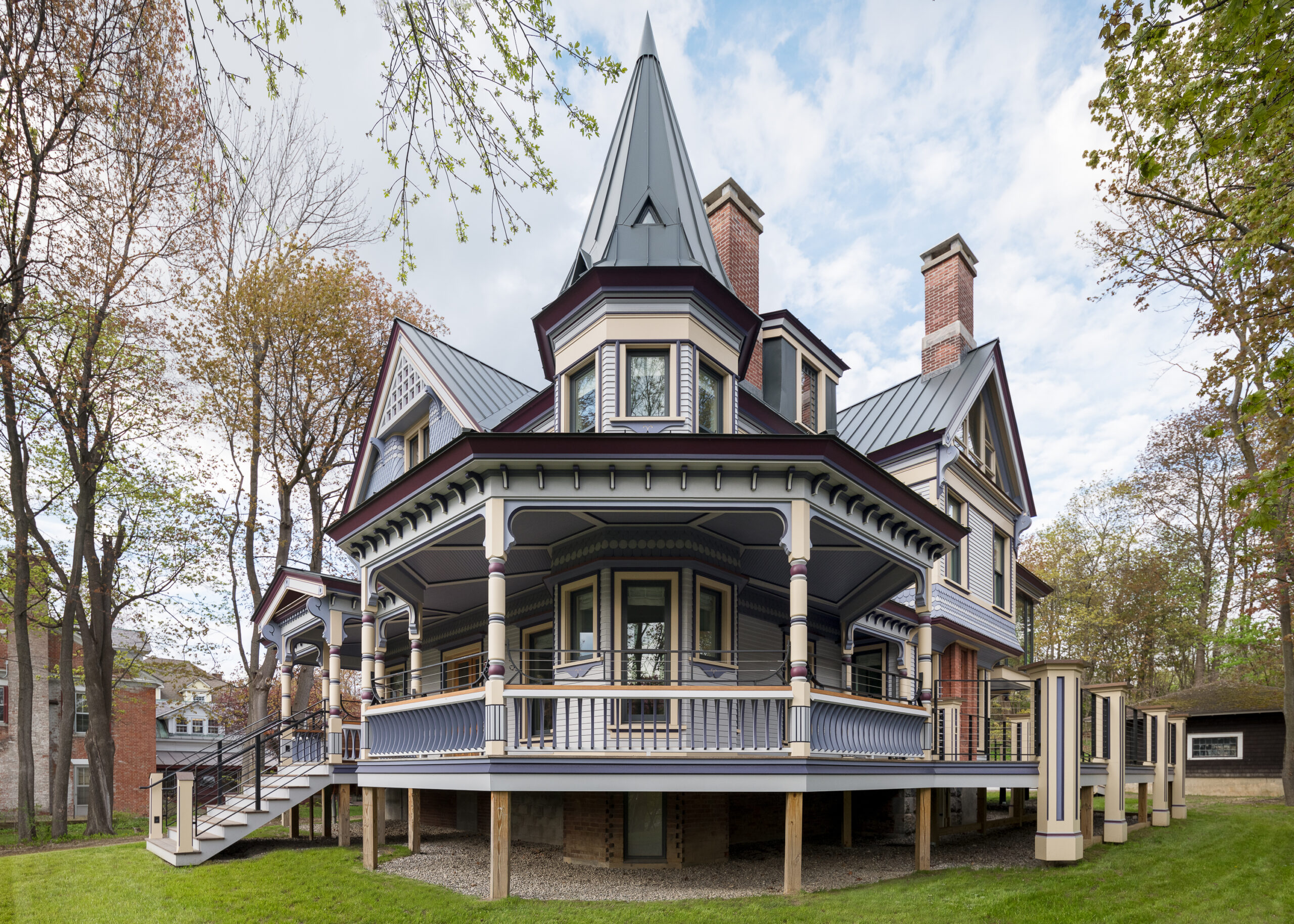 SoberDistrict_Exterior-15